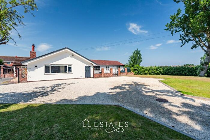 4 Bedroom Detached Bungalow For Sale In Towyn Way East, Towyn, Abergele, Conwy, LL22