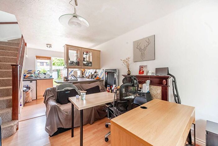 1 Bedroom End Terrace House To Rent In Waller Drive, Northwood, HA6
