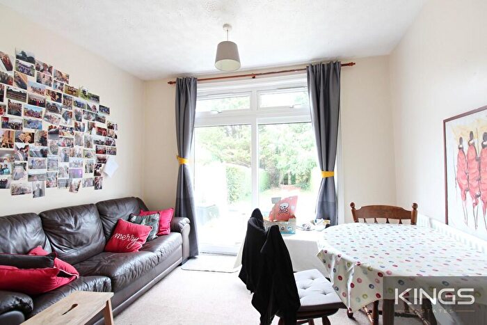 3 Bedroom Terraced House To Rent In Arnold Road, SO17