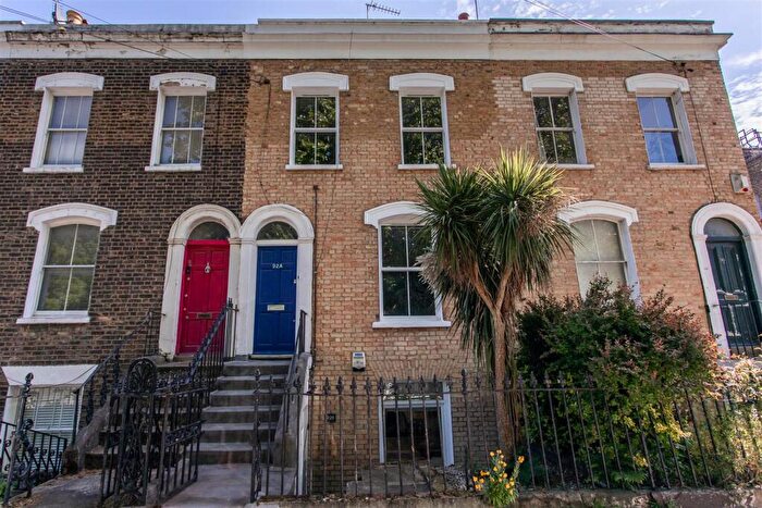 1 Bedroom Flat For Sale In Copenhagen Place, Limehouse, E14