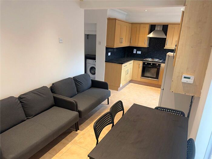 1 Bedroom Property To Rent In Dunelm Walk, Room, Peterlee, SR8