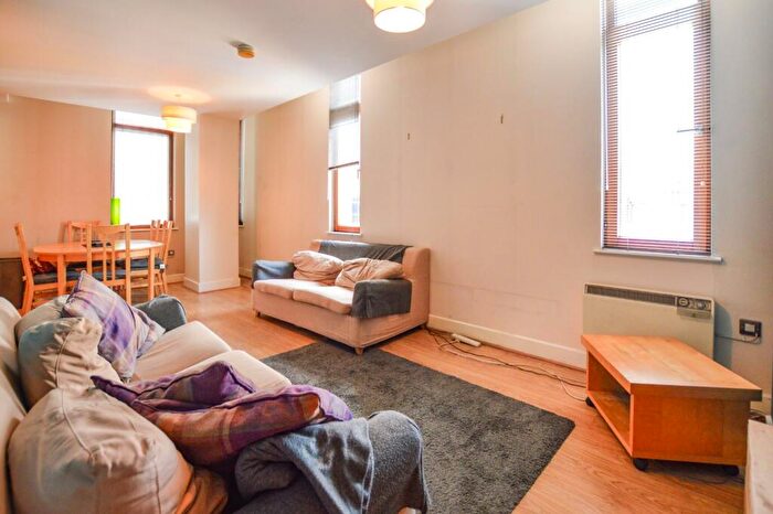 2 Bedroom Flat To Rent In Chatsworth House, Lever Street, Northern Quarter, Manchester, M1