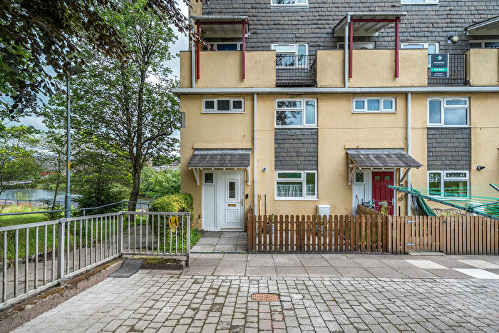 3 Bedroom Ground Maisonette For Sale In Waterside, Kendal, Cumbria, LA9