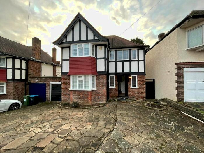 3 Bedroom Detached House To Rent In Barn Rise, Wembley, HA9