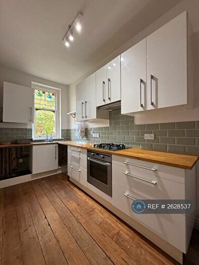 1 Bedroom Flat To Rent In Pen Y Lan Road, Cardiff, CF23
