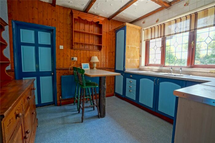 2 Bedroom Bungalow For Sale In Palm Hollow Close, Wickersley, Rotherham, South Yorkshire, S66