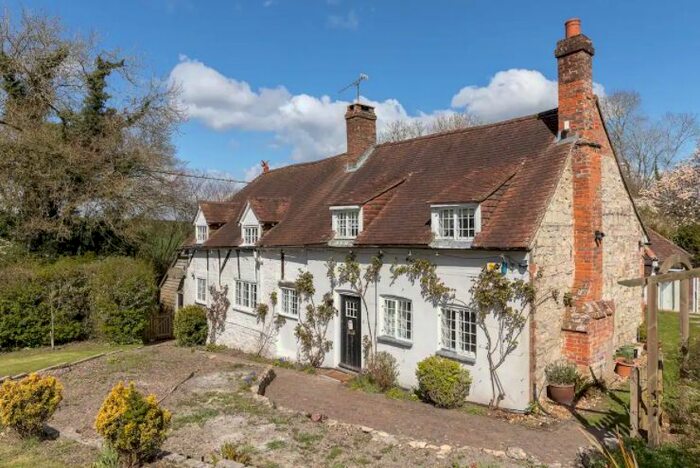 5 Bedroom Detached House To Rent In South Hay, Kingsley, Hampshire, GU35