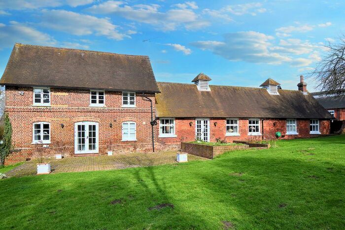 3 Bedroom Detached House To Rent In The Old Granary, St Albans, AL3