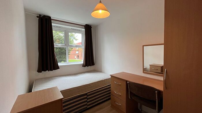 2 Bedroom Flat To Rent In Bed – Plymouth Village, , Plymouth Grove, Victoria Park, M13