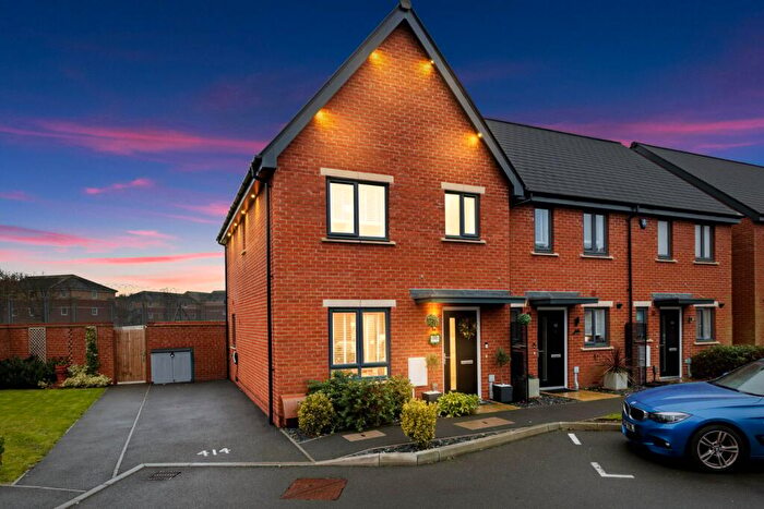 3 Bedroom Semi Detached House For Sale In Blunden Drive, Folkestone, CT20