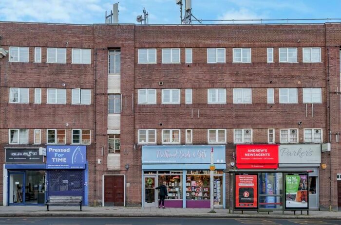 2 Bedroom Flat To Rent In Chester Place, Green Lane, Northwood, HA6