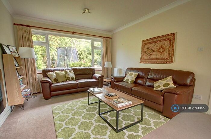 4 Bedroom Detached House To Rent In Castleton Grove, Newcastle Upon Tyne, NE2