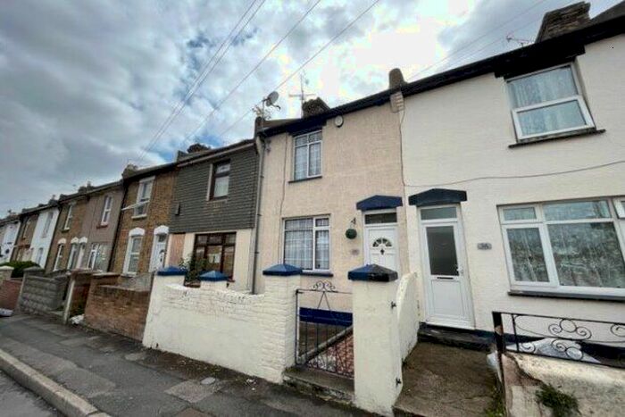 3 Bedroom Terraced House To Rent In Frederick Road, Gillingham, ME7