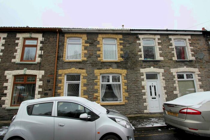 3 Bedroom Terraced House To Rent In Margaret Street, Pontygwaith, CF43