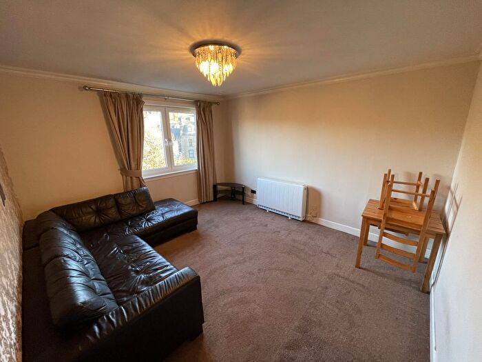 2 Bedroom Flat To Rent In I, Tullideph Road, Dundee, DD2