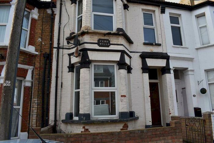 1 Bedroom Flat To Rent In Pleasant Road, Southend-On-Sea, SS1
