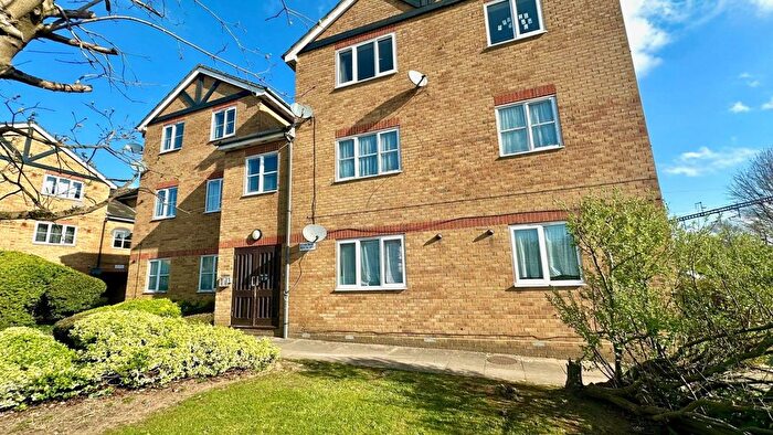 1 Bedroom Flat To Rent In Maplin Park, Slough, SL3