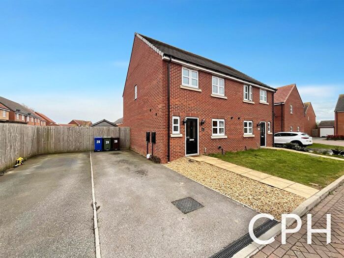 3 Bedroom Semi-detached House For Sale In Fenton Drive, West Ayton, YO13