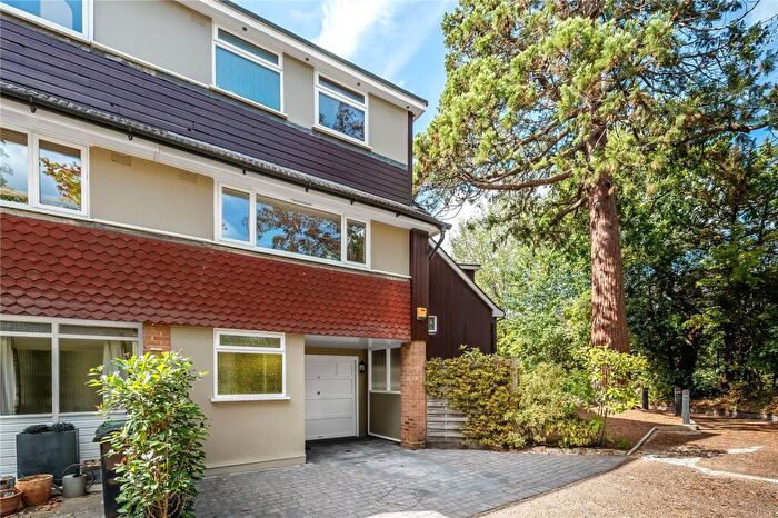 3 Bedroom End Of Terrace House For Sale In Reigate Road, Reigate, Surrey, RH2