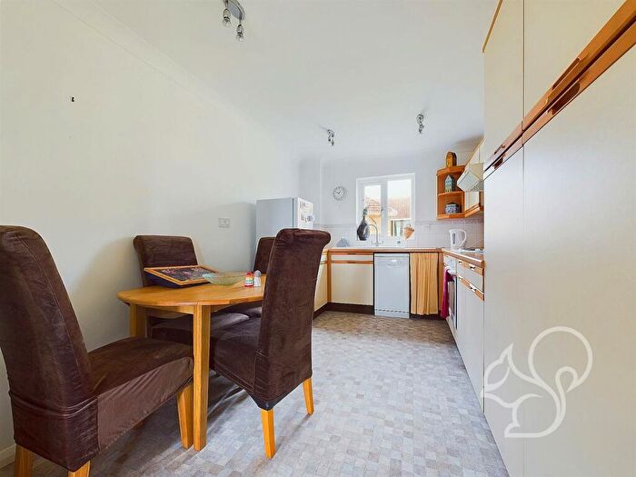 2 Bedroom Apartment For Sale In Victoria Esplanade, West Mersea, CO5
