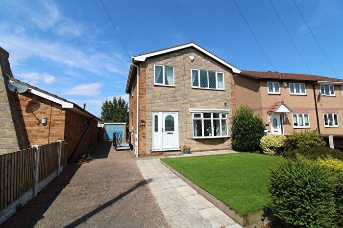 3 Bedroom Detached House For Sale In West View, Cudworth, Barnsley, S72