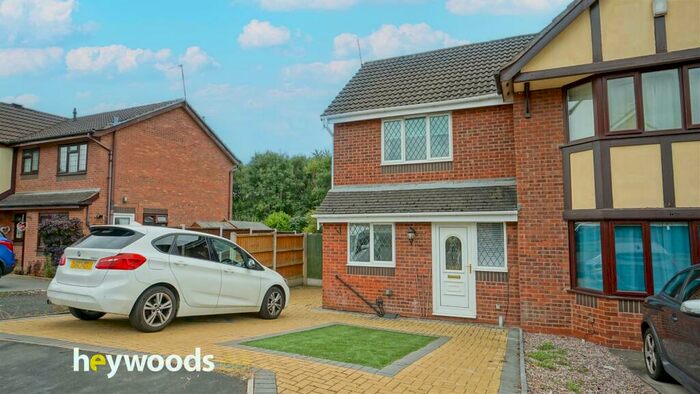 2 Bedroom Semi-Detached House To Rent In Morston Drive, Westbury Park, Newcastle-under-Lyme, ST5