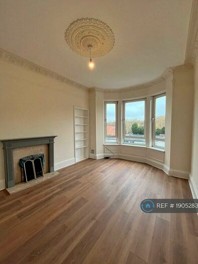 2 Bedroom Flat To Rent In Cumbernauld Road, Glasgow, G31