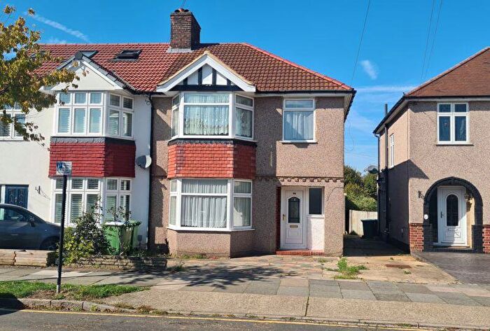 3 Bedroom House To Rent In Dulverton Road, New Eltham, SE9