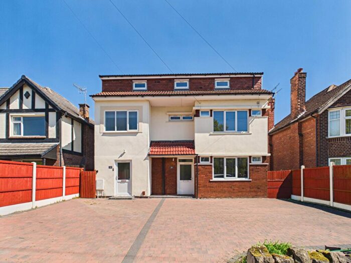 8 Bedroom Detached House For Sale In Edwards Lane, Nottingham, NG5