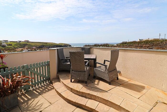 2 Bedroom Flat For Sale In Treyarnon Bay, PL28