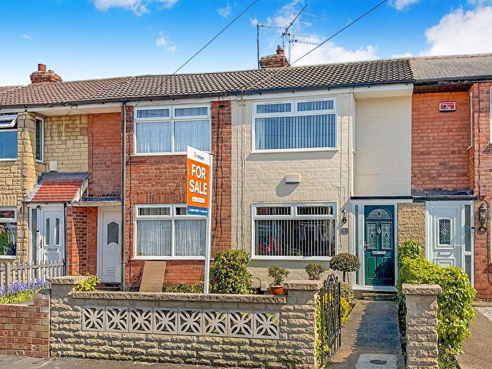 2 Bedroom Terraced House For Sale In Manor Road, Hull, HU5