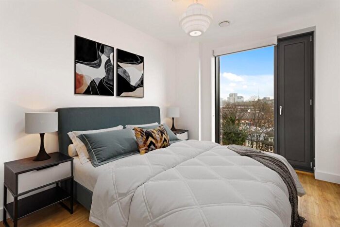 1 Bedroom Apartment To Rent In Station Road, London, SE13