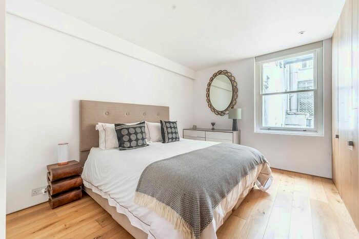 2 Bedroom Flat To Rent In Jay Mews, Knightsbridge, London, SW7