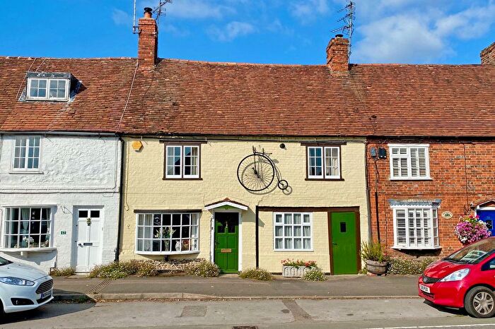 3 Bedroom Terraced House For Sale In The Street, Crowmarsh Gifford, OX10