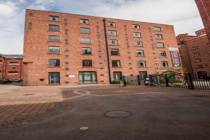 3 Bedroom Flat To Rent In Steam Mill Street, Chester, CH3