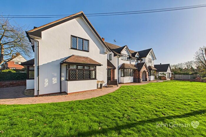 5 Bedroom Detached House For Sale In Lower Penkridge Road, Acton Trussell, ST17