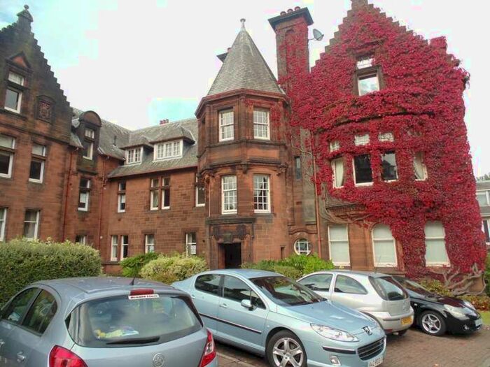 2 Bedroom Property To Rent In Calside Paisley, PA2