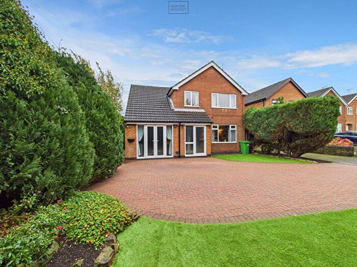 4 Bedroom Detached House For Sale In Howard Drive, North Wingfield, S42