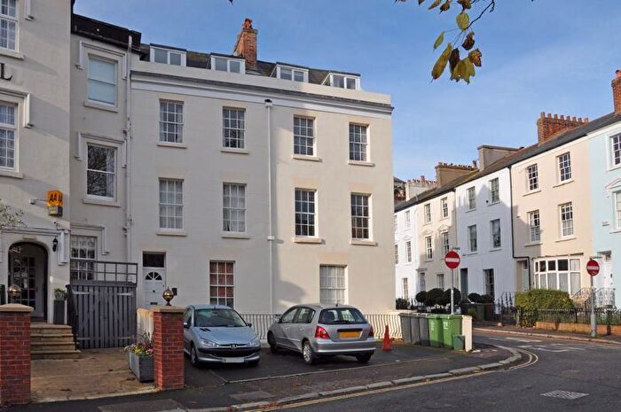 1 Bedroom Flat For Sale In Bystock Terrace, Exeter, EX4