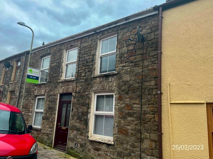 3 Bedroom Terraced House To Rent In Meadow Street, Pontycymer, Bridgend, CF32