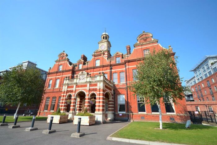 2 Bedroom Apartment To Rent In City Centre, NR1