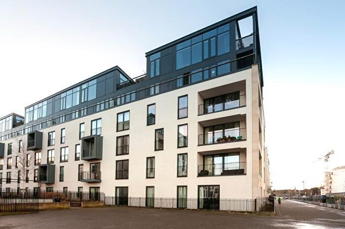 Apartment To Rent In Leopold House, Percy Terrace, Bath, BA2
