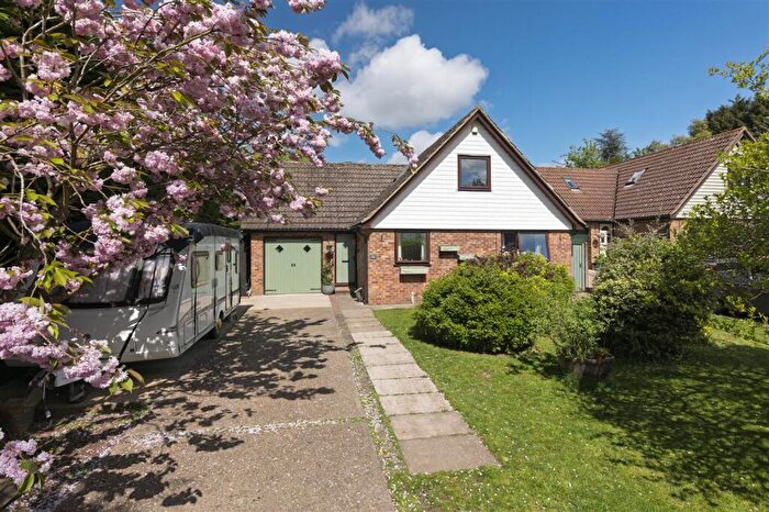 5 Bedroom Detached House For Sale In Woodside, Dunkirk, ME13