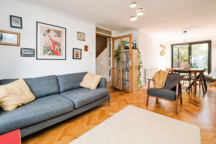 3 Bedroom End Of Terrace House For Sale In Market Street, East Ham, London, E6