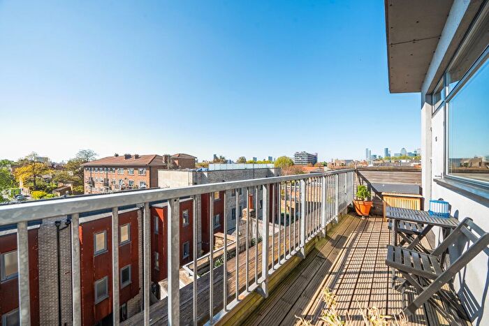 1 Bedroom Flat For Sale In Deptford High Street, London, SE8