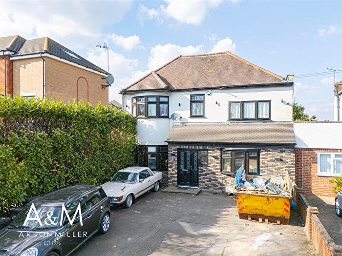 5 Bedroom Semi-Detached House For Sale In Forest Road, Barkingside, IG6