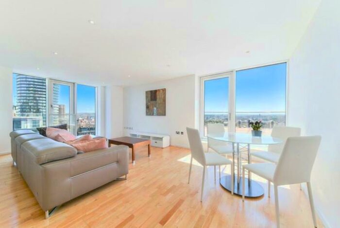 2 Bedroom Flat To Rent In Ability Place Millharbour, Canary Wharf, London, E14