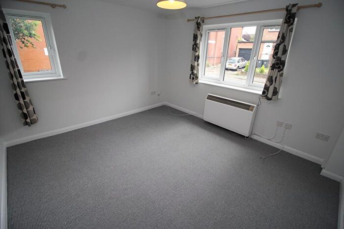 1 Bedroom Flat To Rent In Gatcombe House, Portland Road, NN10