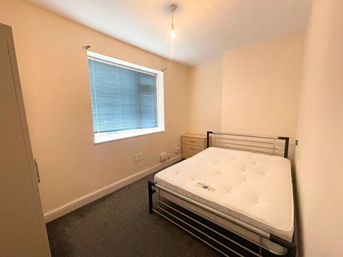 2 Bedroom Flat To Rent In Mowbray St, Heaton, Newcastle Upon Tyne, NE6