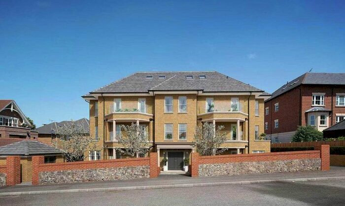 2 Bedroom Flat To Rent In Welland House, Guildford, GU1